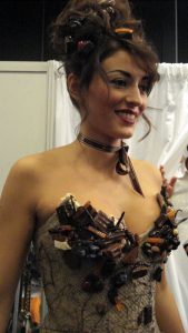 Robe en chocolat portée par Miss France 2007, souvenir de chez Bernachon